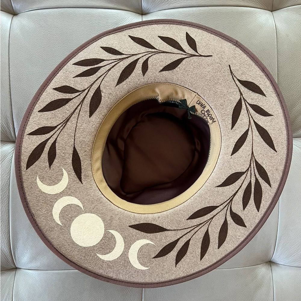 NWOT LunaBloom handpainted hat